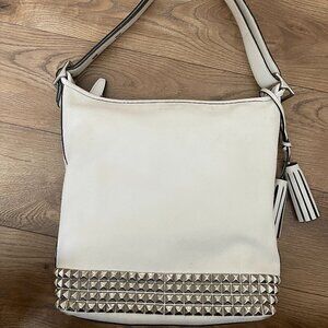 COACH Legacy Duffle White Leather Shoulder Bag Purse Satchel Studded 26413